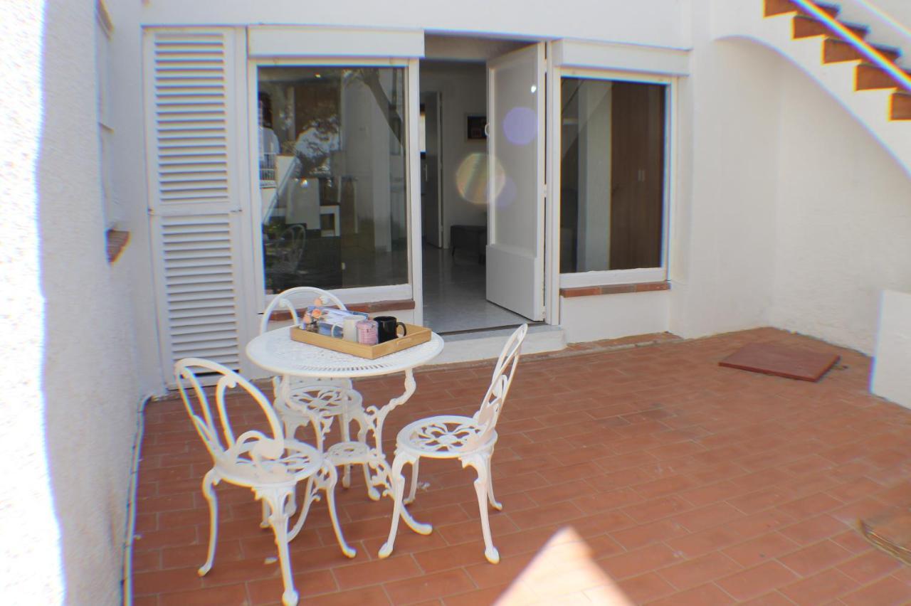 Agi Port De Rosas Apartment Luaran gambar
