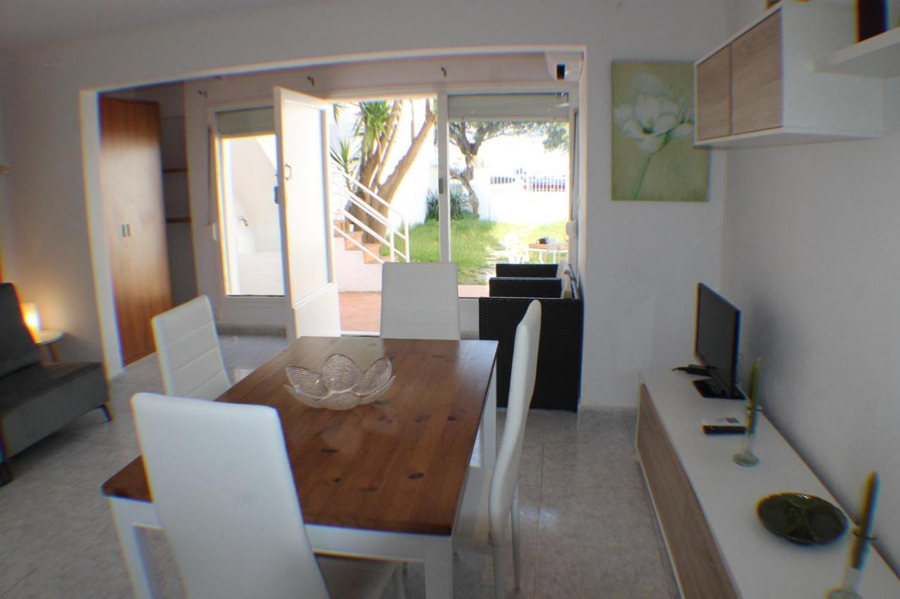 Agi Port De Rosas Apartment Luaran gambar