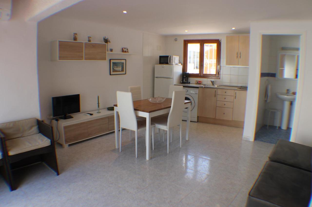 Agi Port De Rosas Apartment Luaran gambar