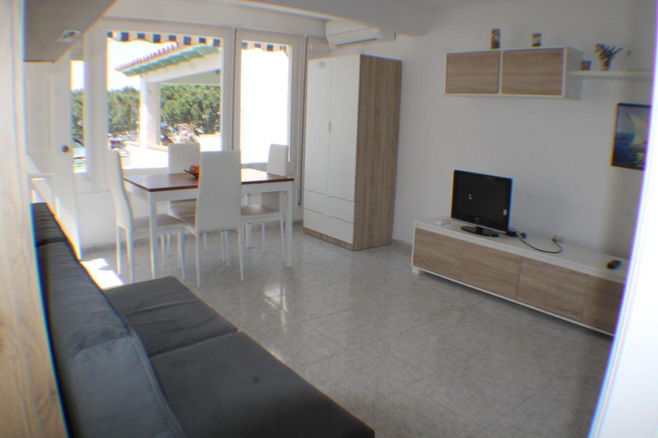 Agi Port De Rosas Apartment Luaran gambar